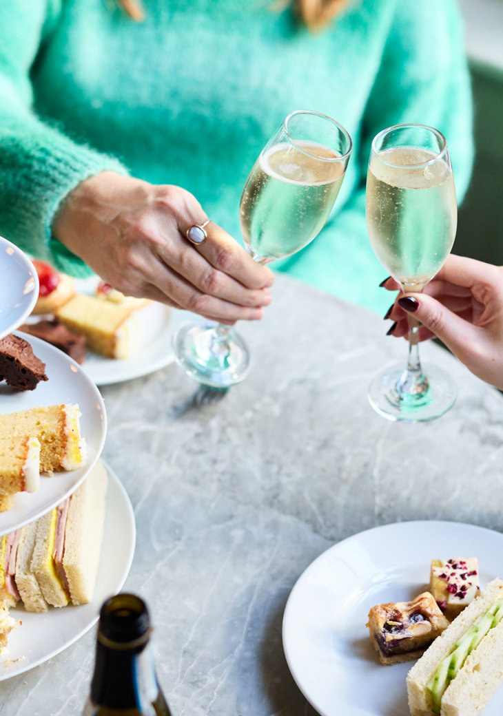 Afternoon Tea Lifestyle PROSECCO Xmas 20241056 Webres