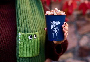 Christmas Hot Choc Lifestyle BTP Xmas 20240714 1 Webres