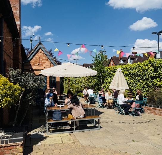 491194742 1280794470449000 8370121557136157488 N