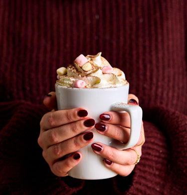 Christmas Hot Choc Lifestyle BTP Xmas 20240704 Webres